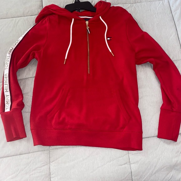 S Tommy Hilfiger half zip red hoodie - Picture 2 of 5